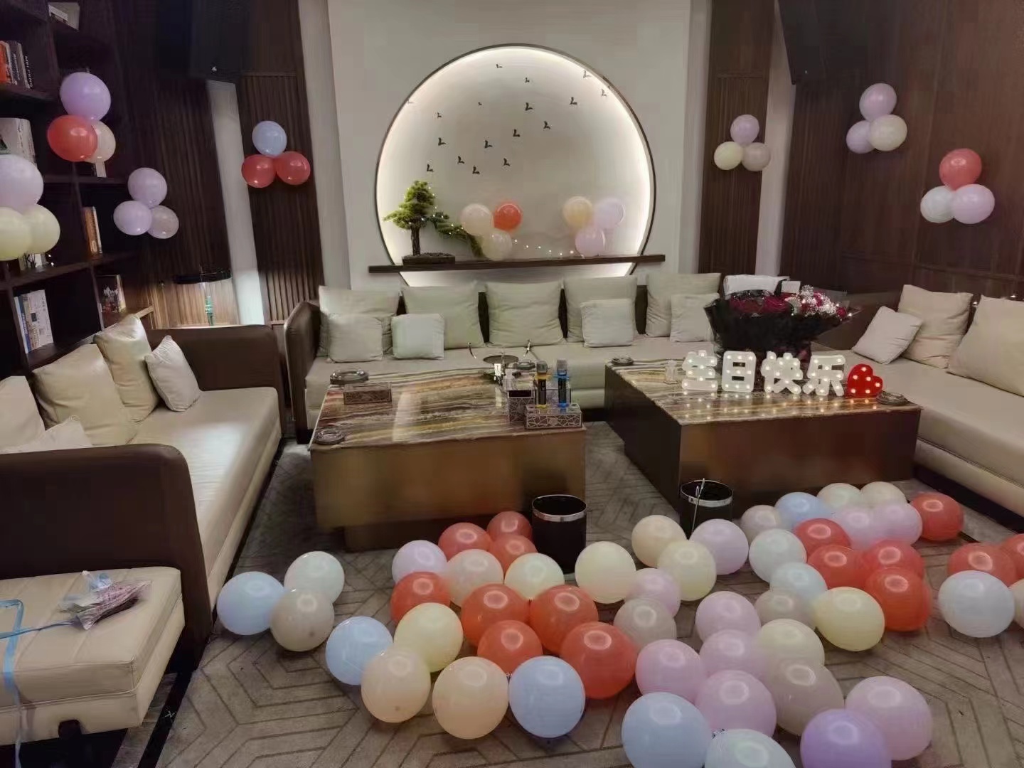 柳州小时场ktv组局攻略-鹿寨县ktv预定